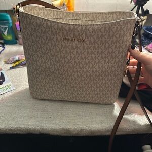Micheal kors bag